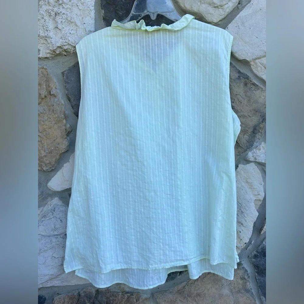 Talbots Sleeveless Blouse 18W Light Green Lightweight Cotton Spring Layer Casual